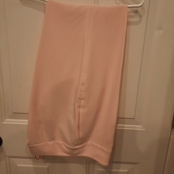 Pink suit, only wore once to son's wedding. - Picture 5 of 5